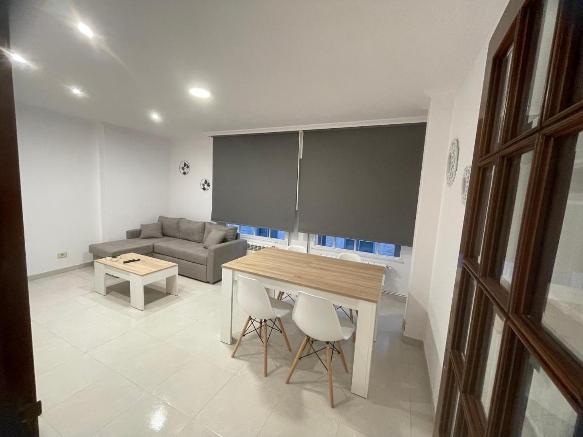 Apartamentos Demar Luis Casais O Grove Dış mekan fotoğraf