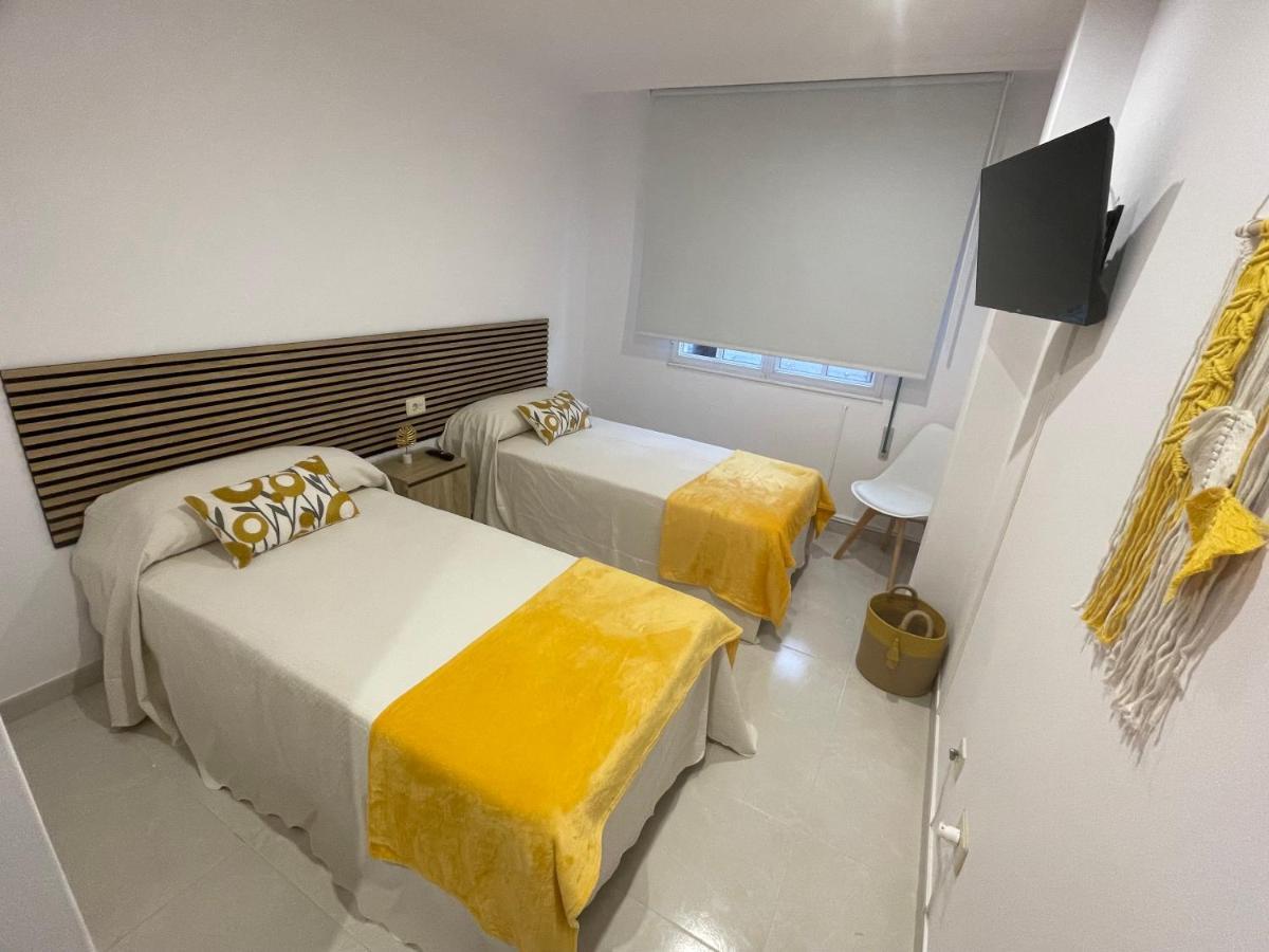 Apartamentos Demar Luis Casais O Grove Dış mekan fotoğraf