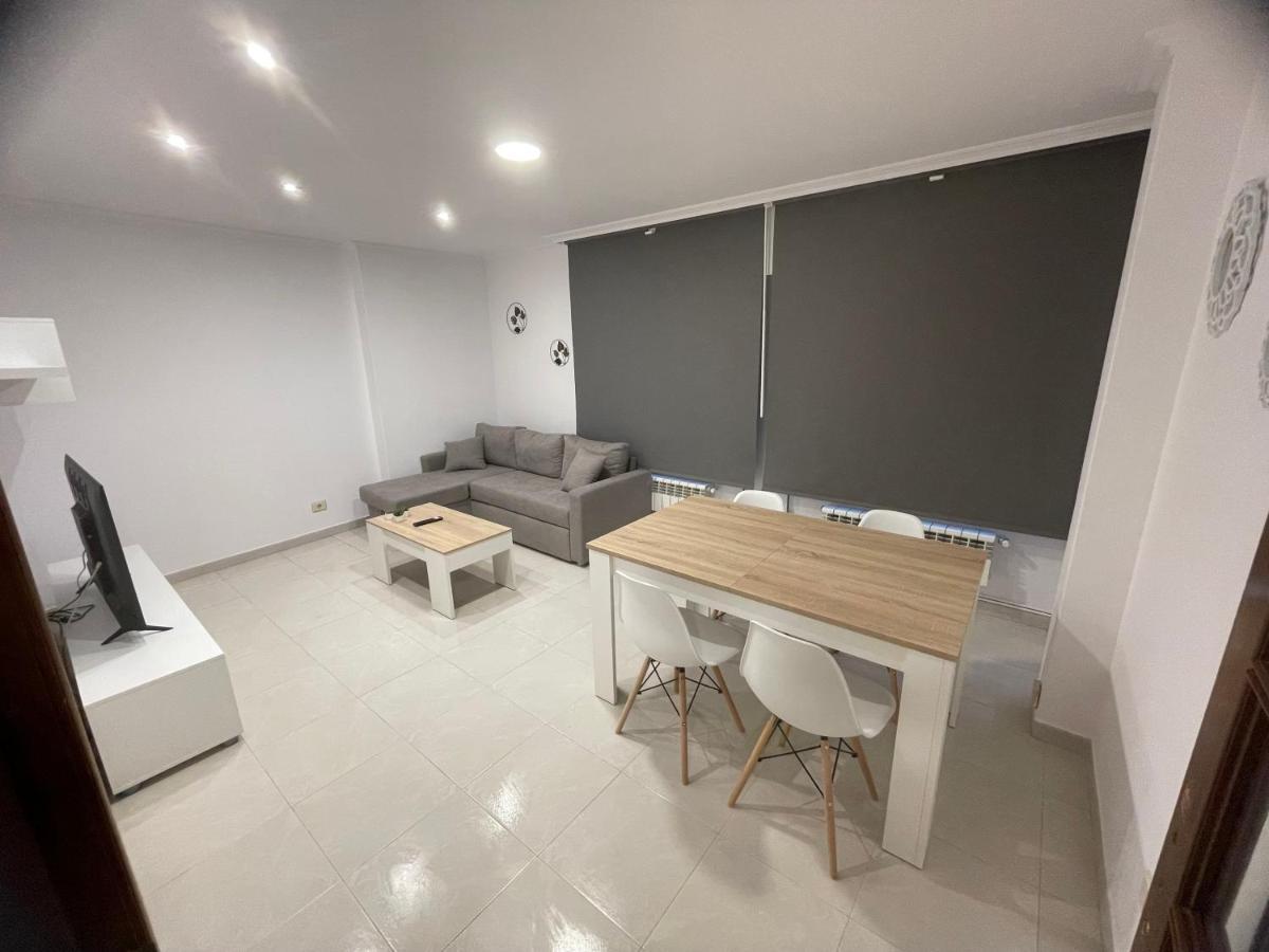 Apartamentos Demar Luis Casais O Grove Dış mekan fotoğraf