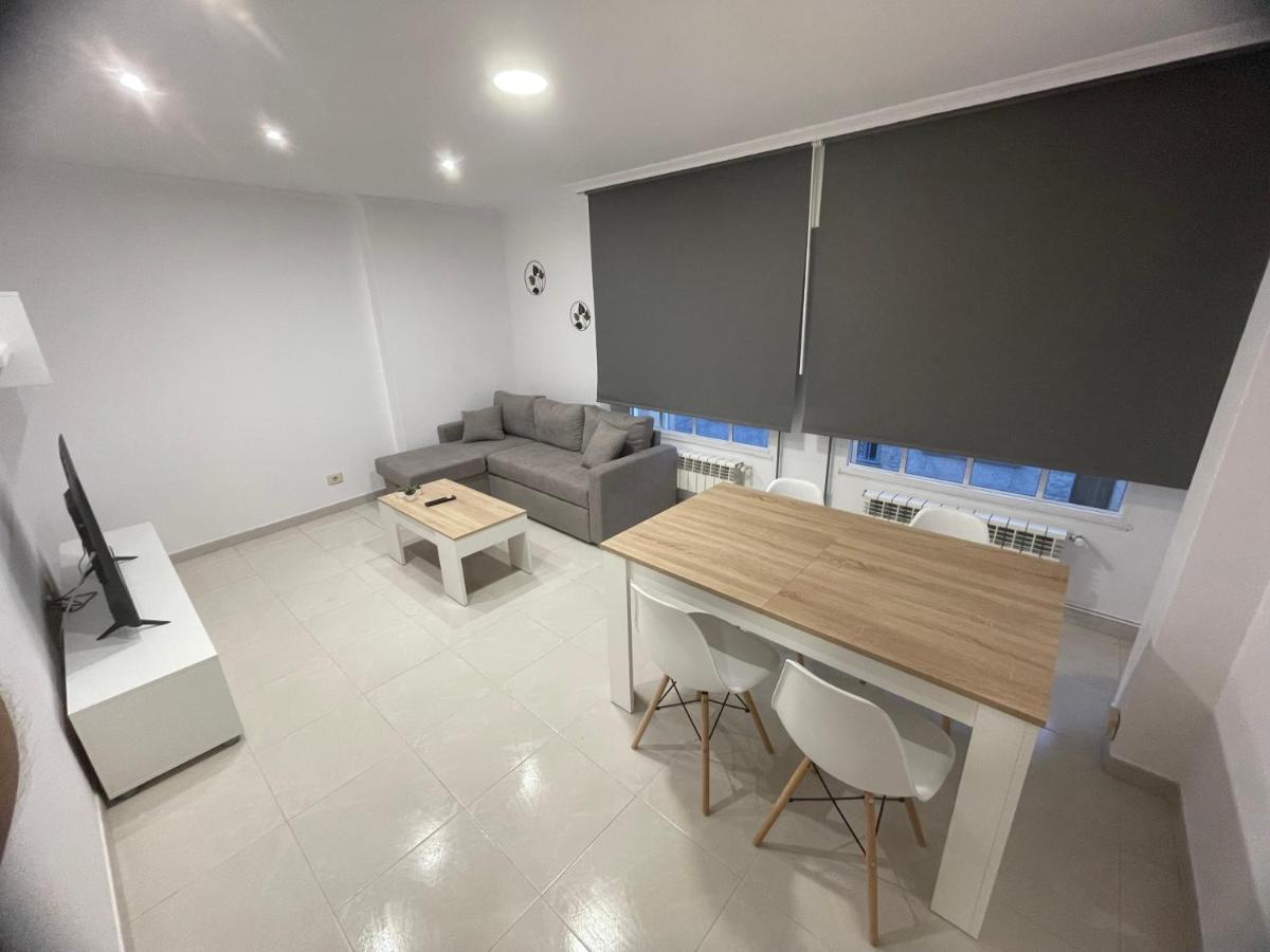 Apartamentos Demar Luis Casais O Grove Dış mekan fotoğraf