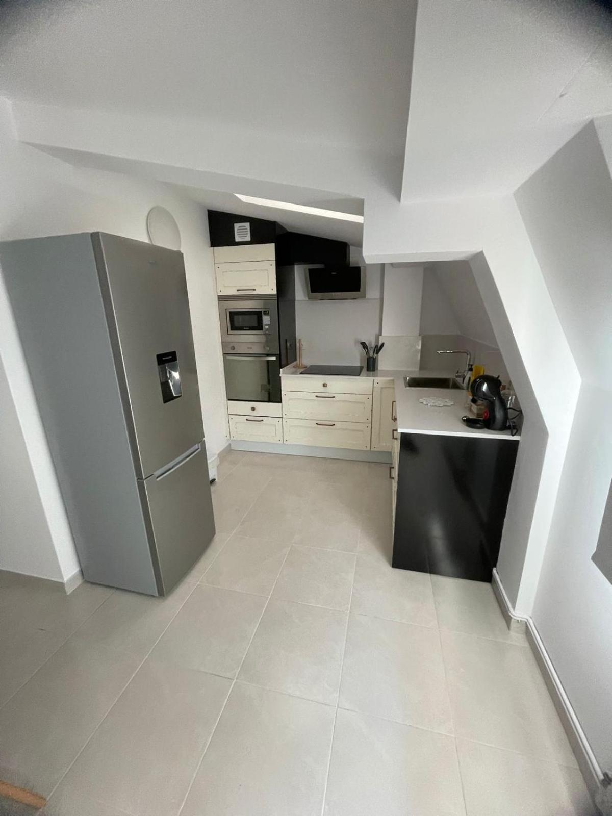 Apartamentos Demar Luis Casais O Grove Oda fotoğraf