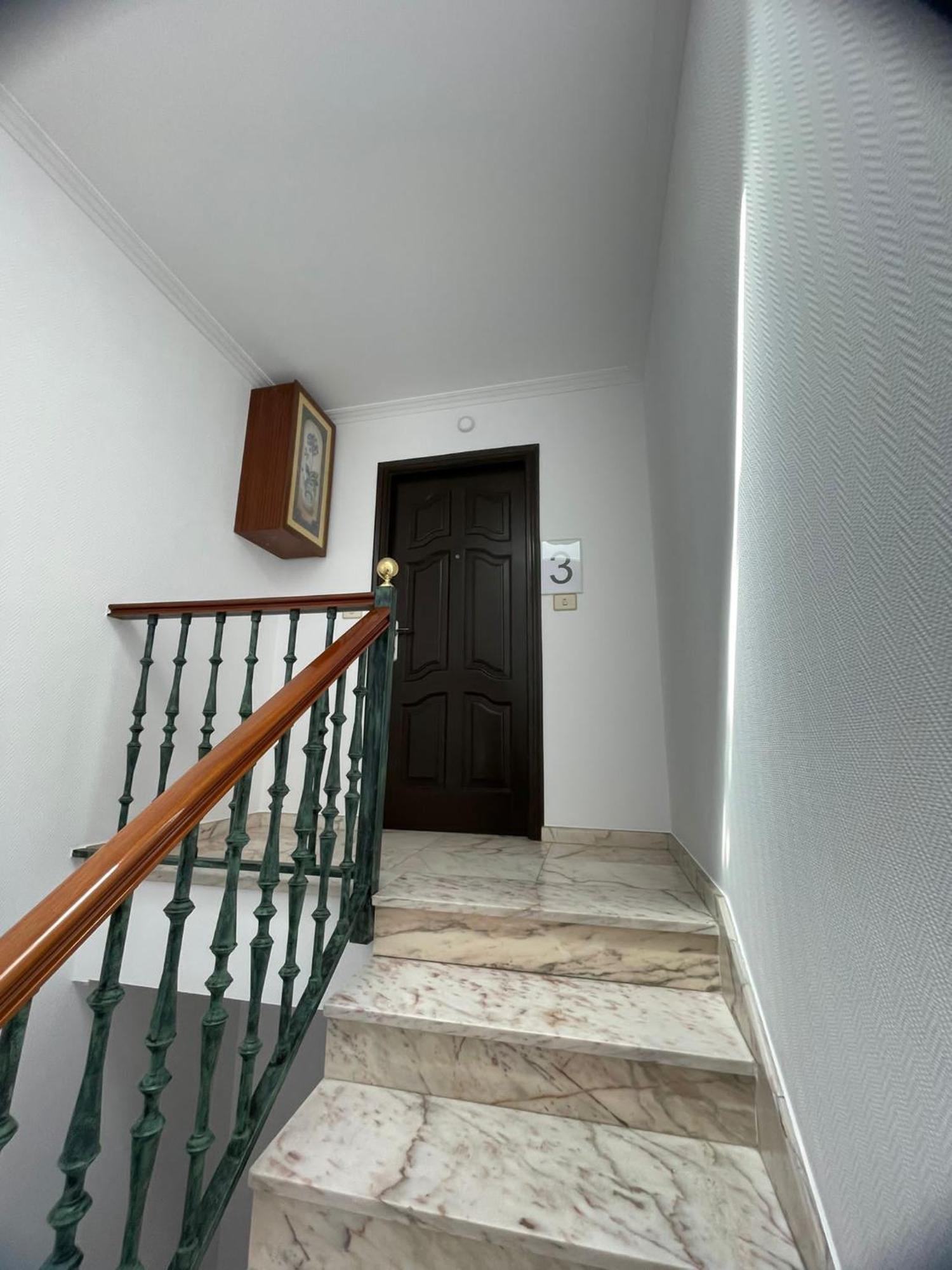 Apartamentos Demar Luis Casais O Grove Oda fotoğraf