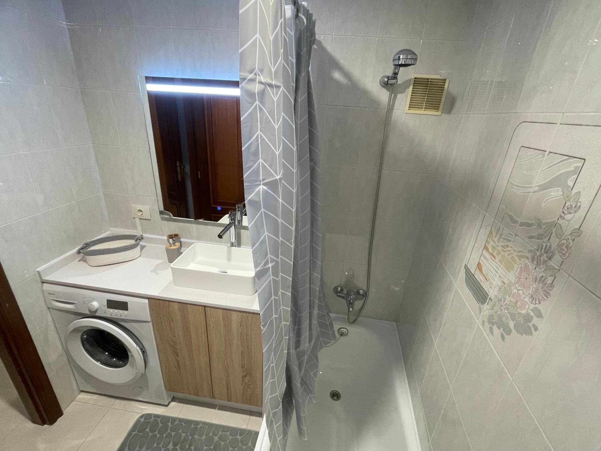 Apartamentos Demar Luis Casais O Grove Oda fotoğraf